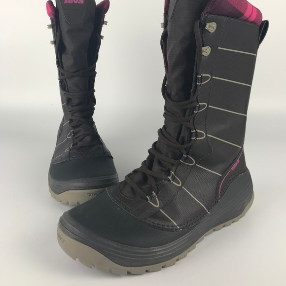teva women's snow boots